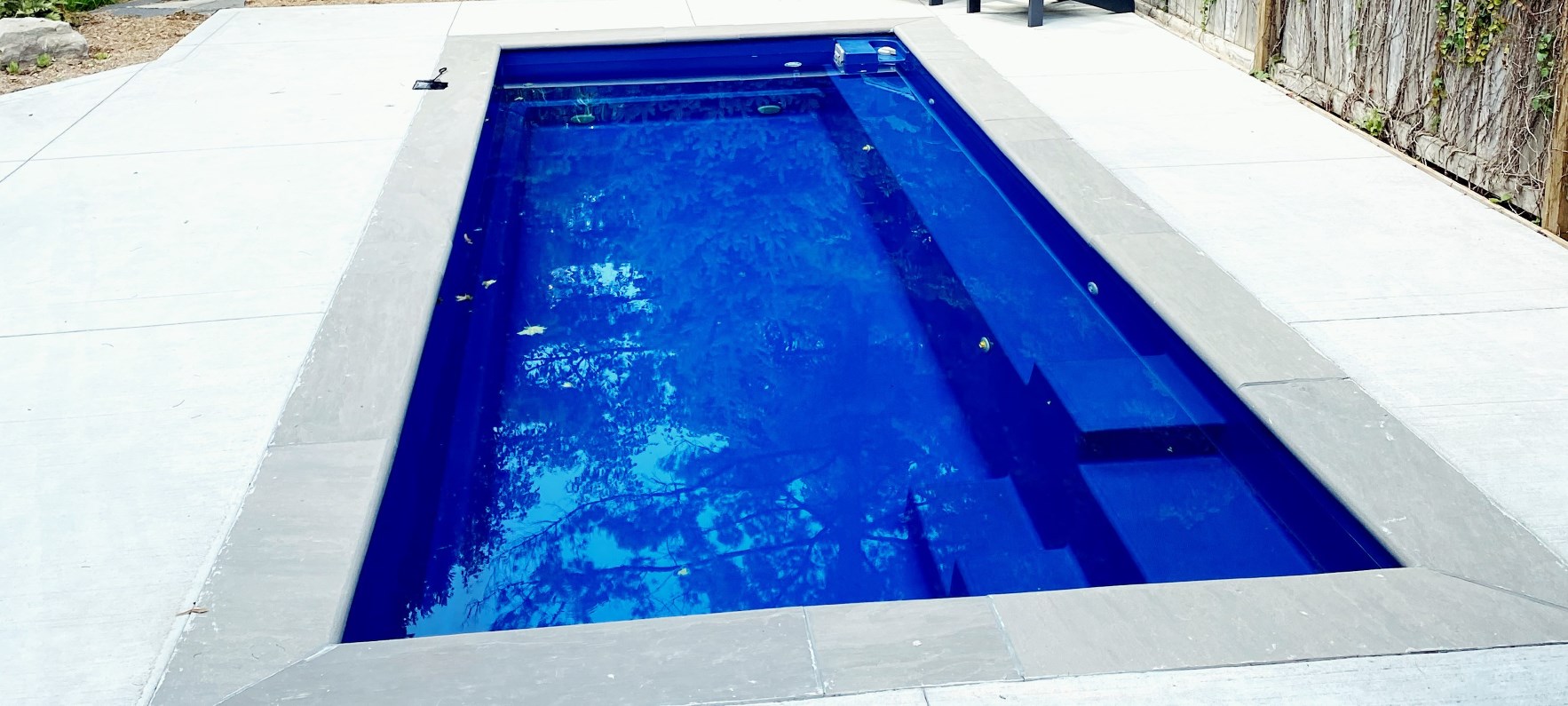 ocean-blue-magic-pool